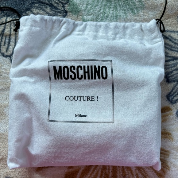 Green Moschino Wallet - Picture 4 of 8